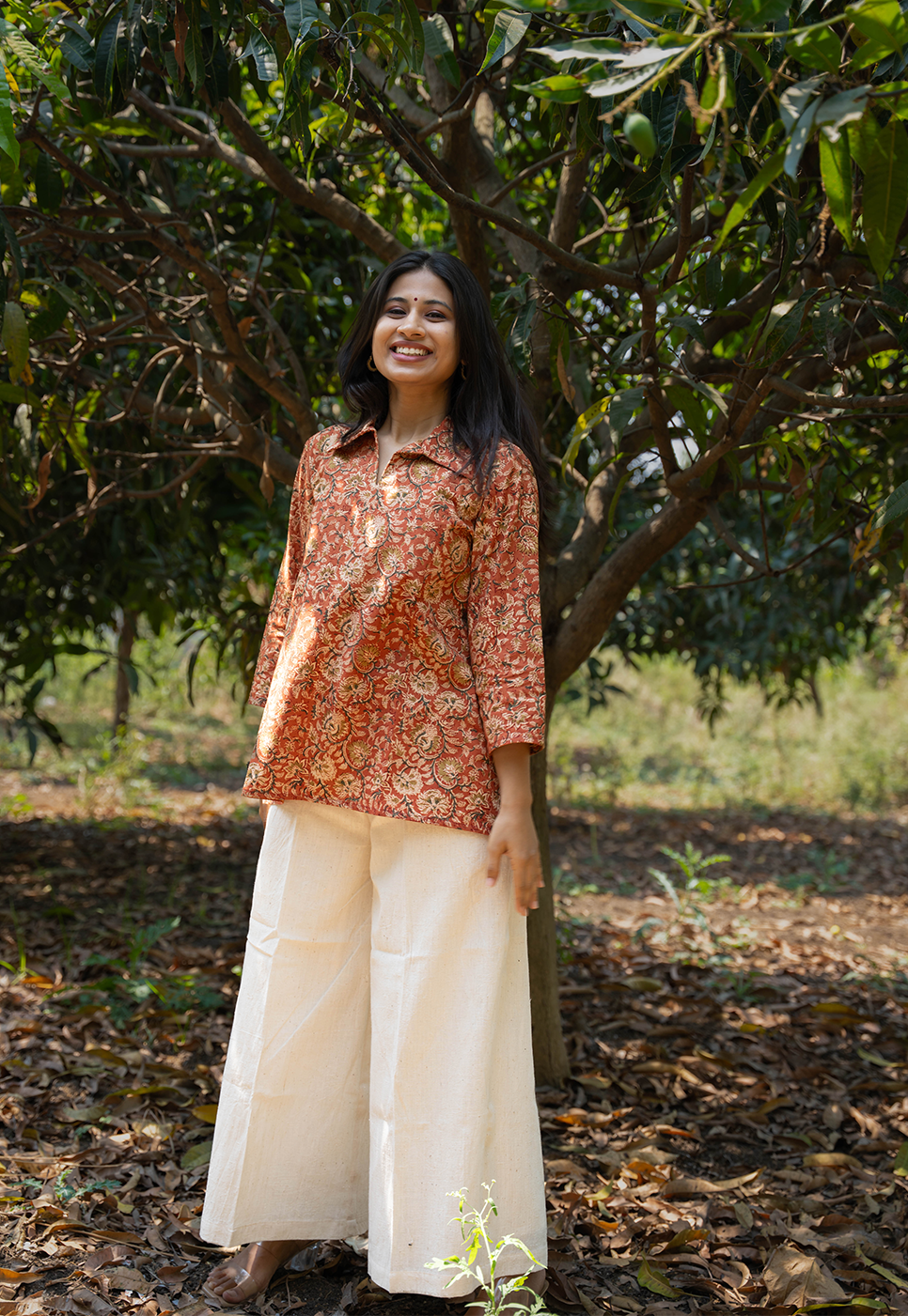 Aarohi Red Collared Floral Short Top
