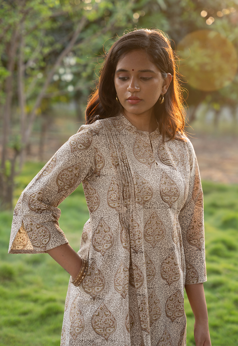 Nayra Straight Cut Hand block Printed Grey Drop Print Cord Set