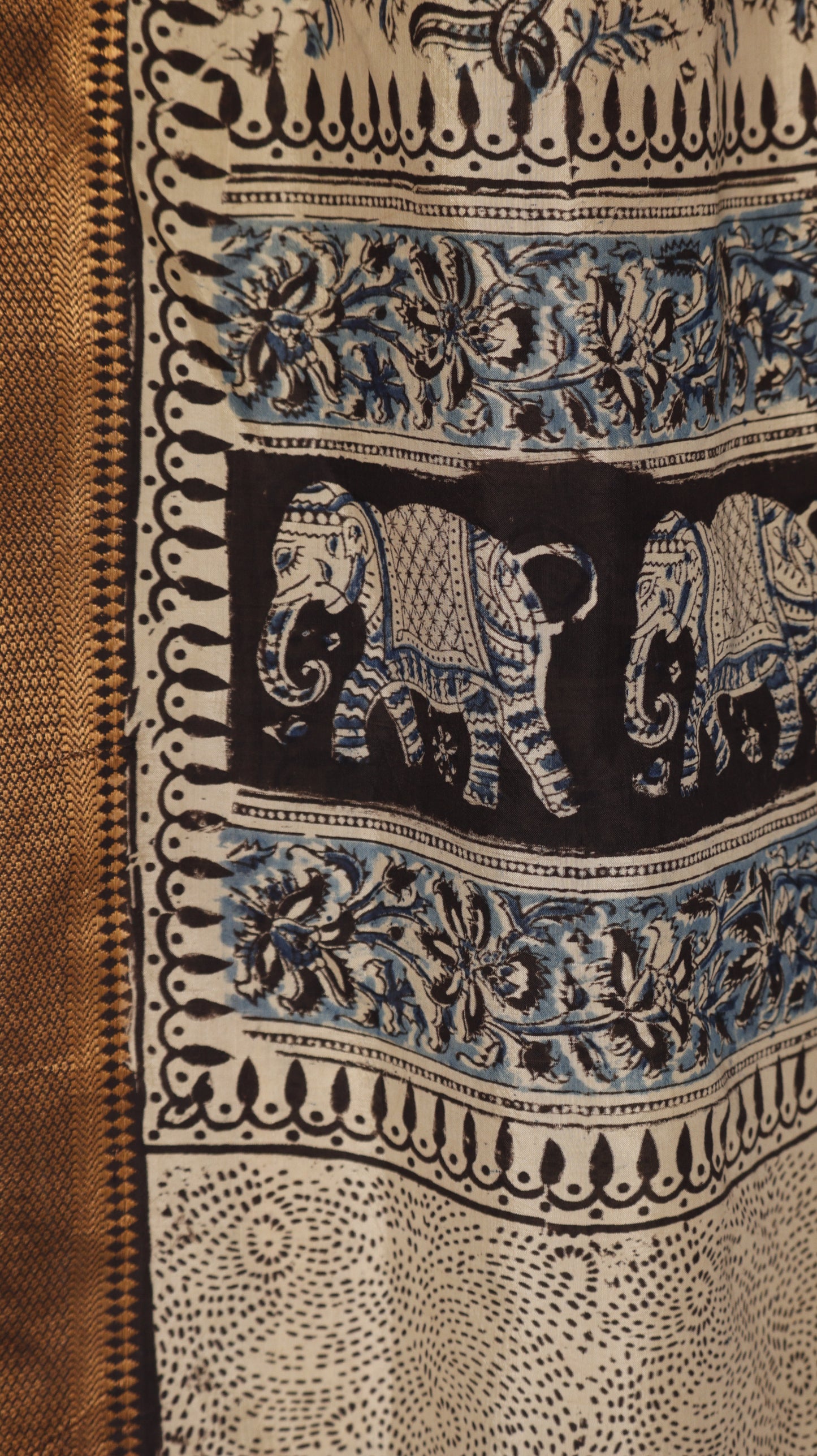 Ananta - Silk Dupatta/Nizam Border