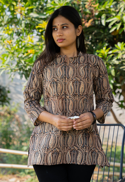 Aara Paisely Hand Block Print Organic Cotton Short Top